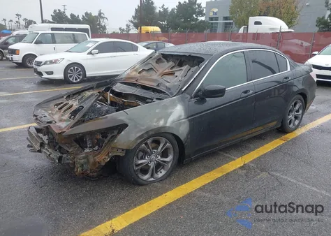 2011 Honda Accord 2.4 Se из США, поврежденный, VIN 1HGCP2F69BA043136